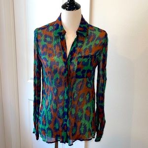 Diane vin Furstenberg silk blouse